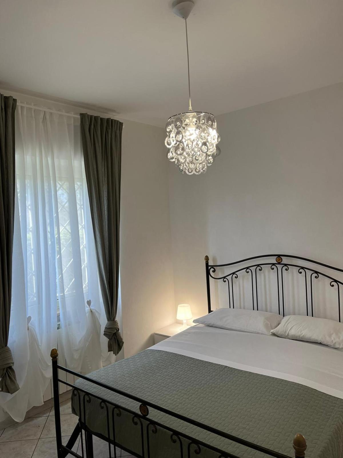 Lizzies Hus Apartment Fiumicino Ngoại thất bức ảnh